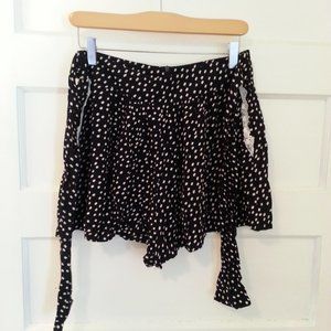 Red Berry navy blue polka dot dress shorts - size XS/S